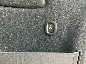 Volvo  XC 40 Inscription T5 Xenium AHK Standheizung Bluetooth Navi LED Vollleder Klima