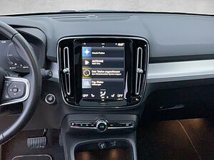 Volvo  XC 40 R Design Expression Recharge Plug-In Hybrid  Bluetooth Navi LED Klima Einp